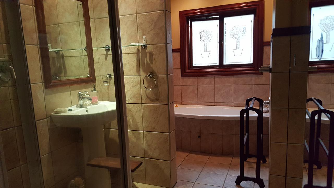 ווילדרנס Waterside Lodge מראה חיצוני תמונה